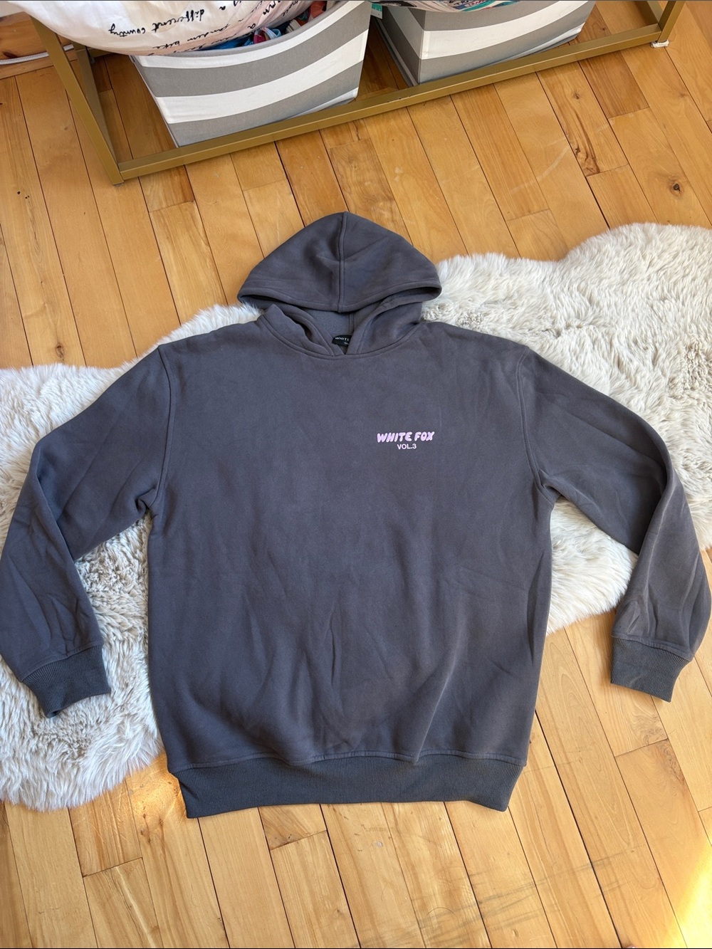 White Fox Boutique Charcoal Gray Pullover Hoodie Size: S/M